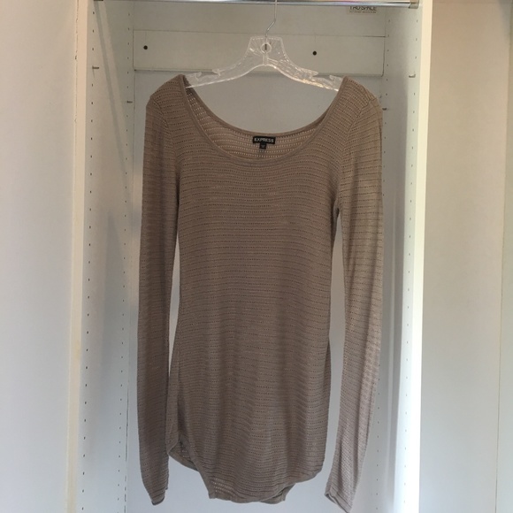 Express Ladies Top - Picture 4 of 6